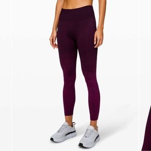 lululemon Ebb to Train Tight Marvel/Black Wash